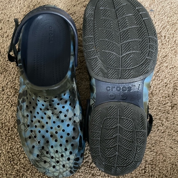 Croc’s - Picture 3 of 8